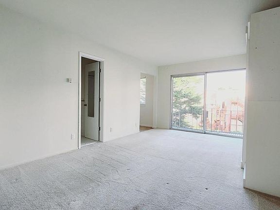 5th image of 720 2nd Ave APT 206