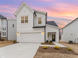 5910 Crossview Dr, Kernersville, NC 27284