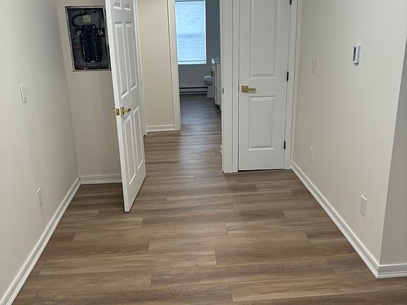 4th image of 199 Main St #1R