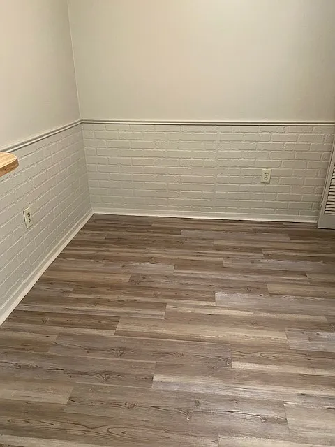 2 bed, 1100 sqft, $1,100 — Photo 3