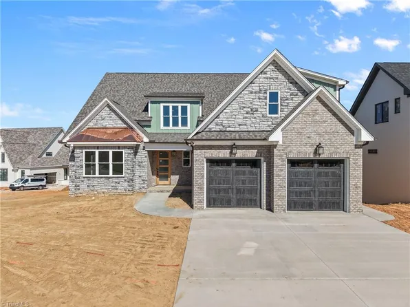 727 Royal Jasmine Ct, Winston Salem, NC 27106