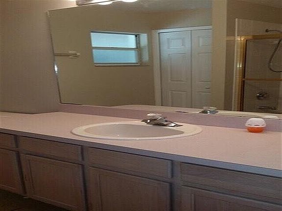 4th image of 2538 Jasmine Trace Dr