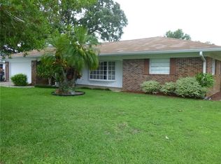 415 Sunshine Dr, Lake Wales, FL 33859