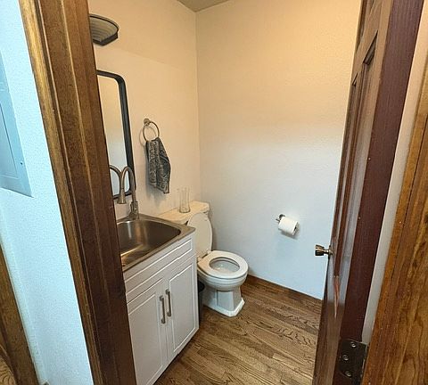 5th image of 24344 Thunderbird Dr