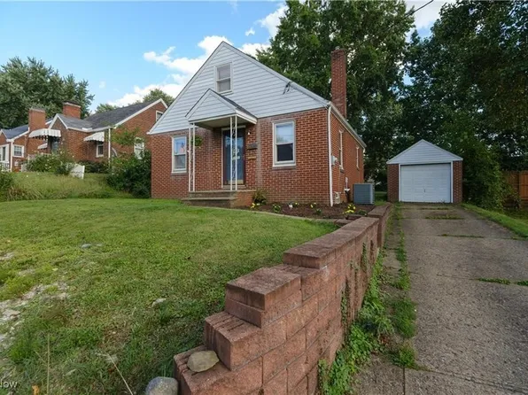 1580 25th St NW, Canton, OH 44709