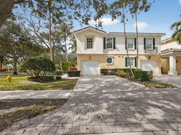 355 Salinas Drive, Palm Beach Gardens, FL 33410