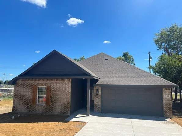 511 N Branch St, Howe, TX 75459