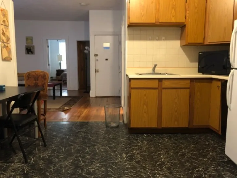 33 Cunard St #4B — Photo 2
