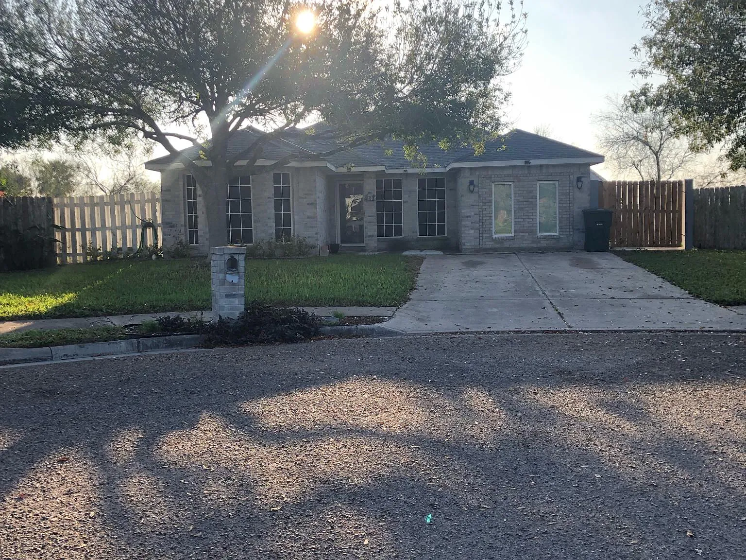 505 Chapote Ave — Photo 2