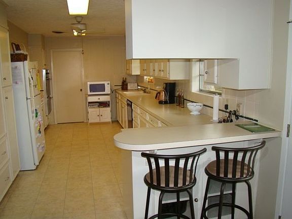 5th image of 6670 Wedgewood Dr