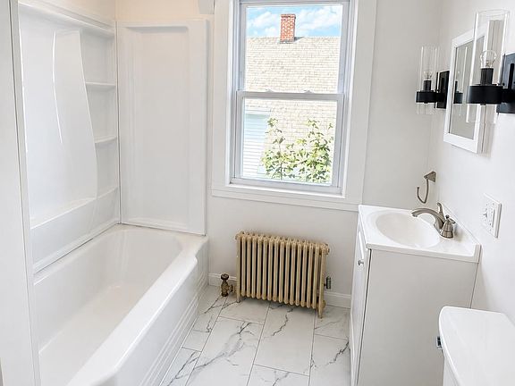 5th image of 43 Hosley Street
