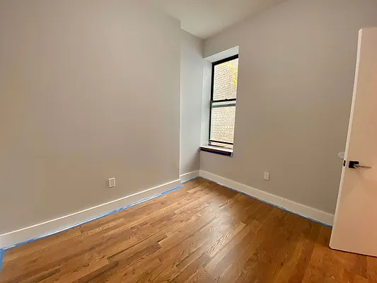 Rented by Artur Gutman, LREB | media 25