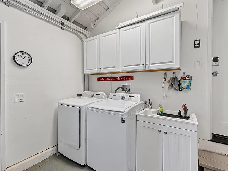 2613 Village Side Dr — Photo 25