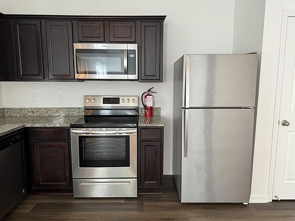 4th image of 16520 Blooming Cherry Dr
