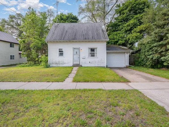 212 E Palmer St, Mount Pleasant, MI 48858