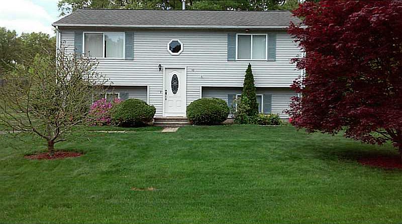 1st image of 10 Everbloom Dr