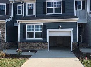 233 Daisy Grove Ln, Holly Springs, NC 27540