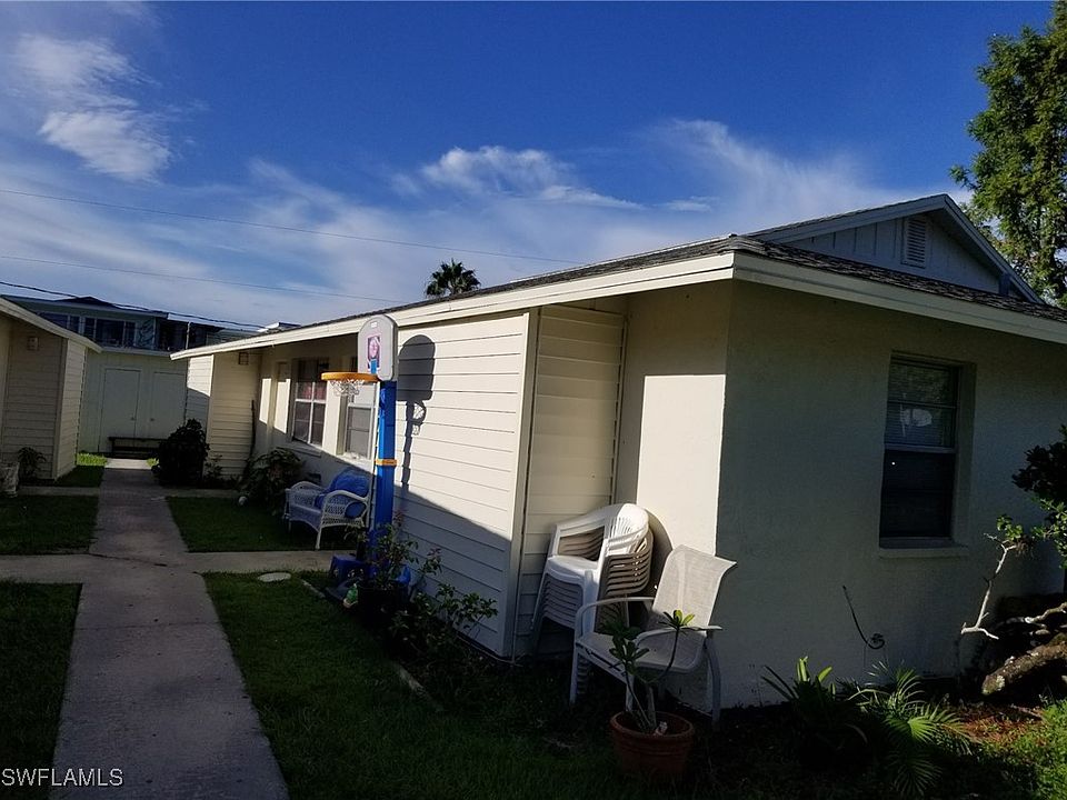 2nd image of 11321-11327 Linda Loma Dr