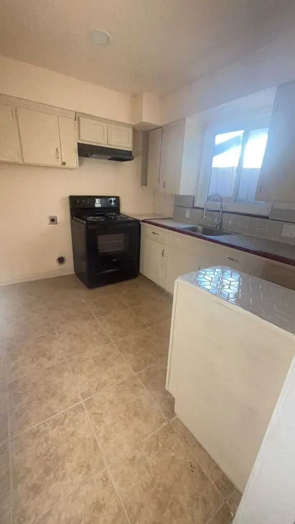 6033 S. Juanche Ave. — Photo 1