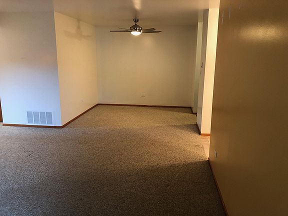 5th image of 6188 Pinewood Ct APT 208