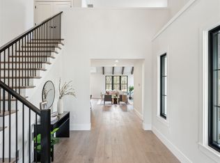 26 Trails Edge Rd, Windham, NH 03087