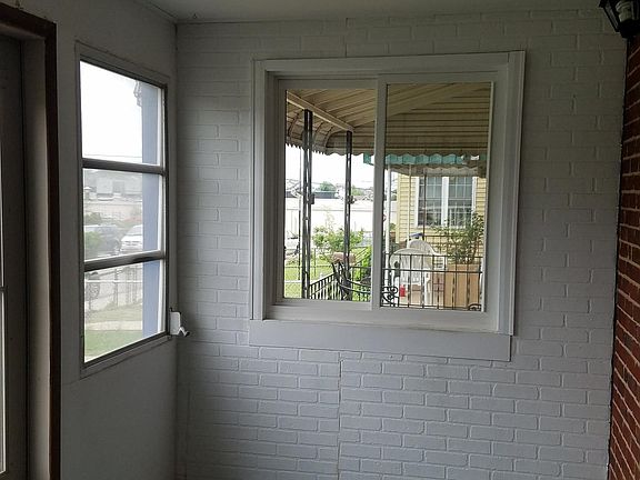 Enclosed breezeway front of home