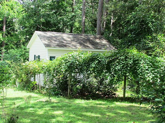 3rd image of 6605 Wateroak Dr