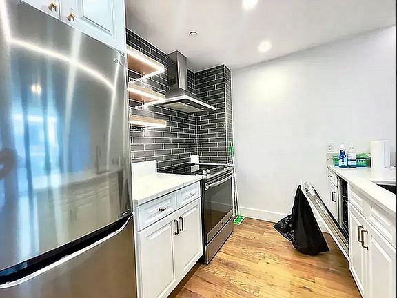 5th image of 115 Stanwix St #308
