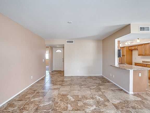 3rd image of 26440 S Lakewood Dr