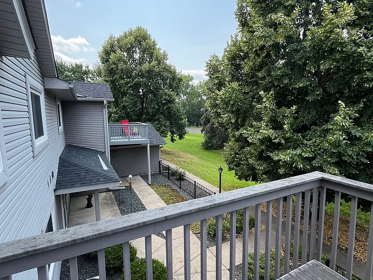 3173 Manitou Dr — Photo 4