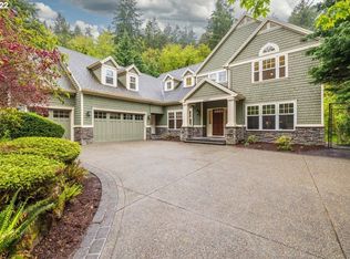 10247 S Daphne Pl, Portland, OR 97219