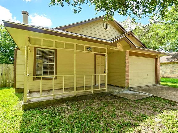 4th image of 14007 Clear Forest Dr