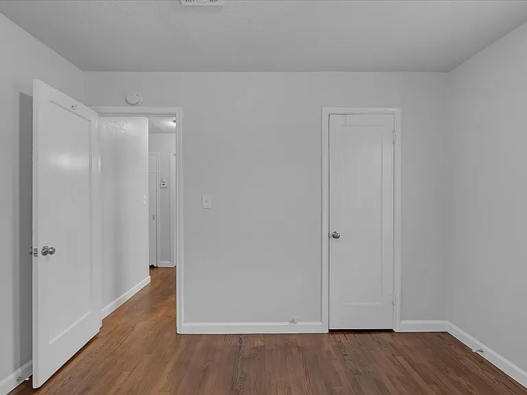 1439 N Olympia Ave — Photo 25