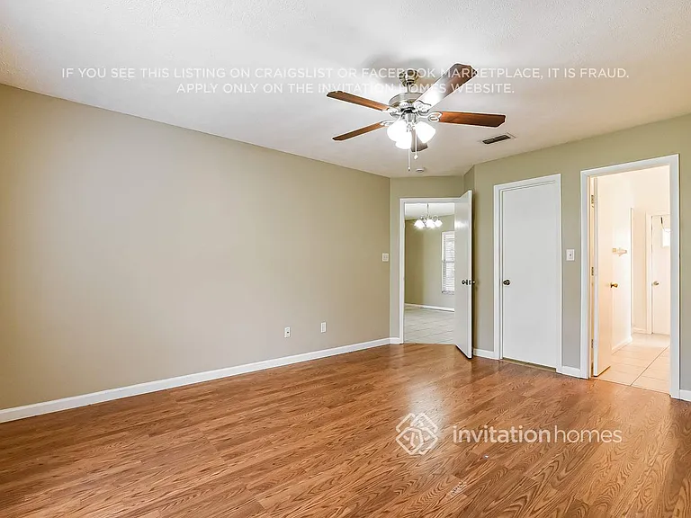 15616 Hidden Lake Cir — Photo 9