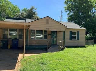 309 S 16th St, Chickasha, OK 73018