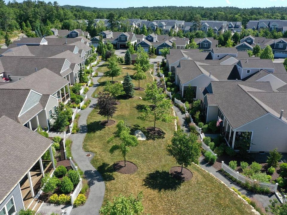 1st image of 11 Dorset Ln #11
