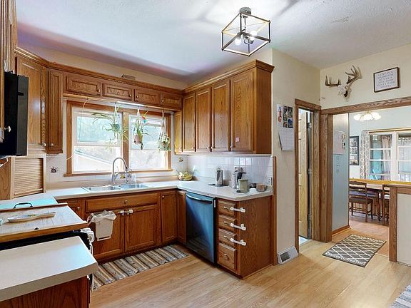 3rd image of 11832 3RD STREET