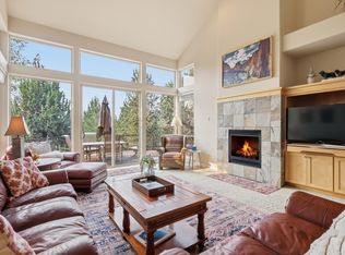 10614 Village Loop, Redmond, OR 97756