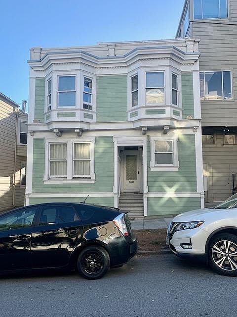 1st image of 407 Walnut St