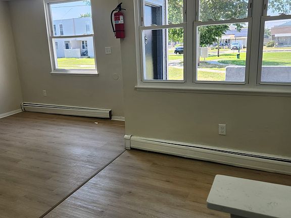 2nd image of 2305 Murray Ave #2201C