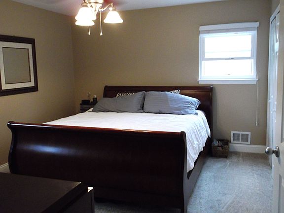 5th image of 55 Cedar Brook Dr