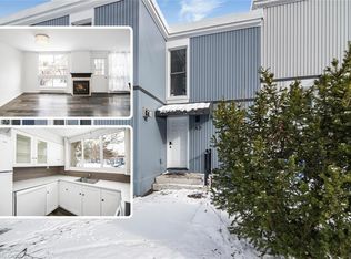 25 Britten Close #9A, Hamilton, ON L9C4J8