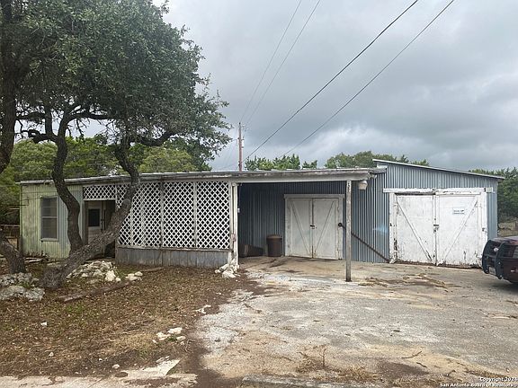 5th image of 105 Jennifer Drive