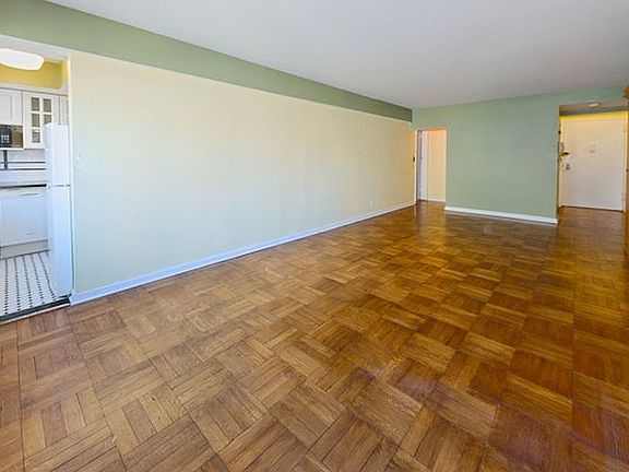 2nd image of 333 E 75th St APT 11H