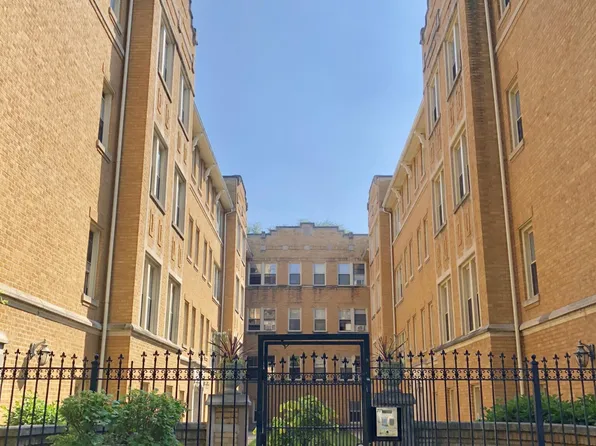 1357 W Greenleaf Ave APT 2B, Chicago, IL 60626