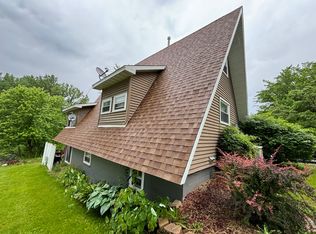 1559 Cottonwood Dr, Victoria, IL 61485