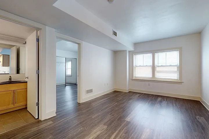 Clyde Manor — Photo 174