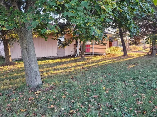 3922 Britton Rd, Bancroft, MI 48414