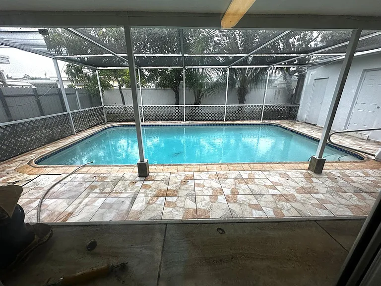 7725 Grandview Blvd — Photo 28