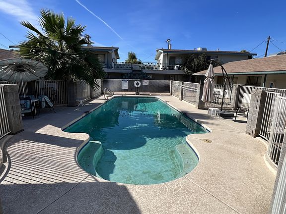 4th image of 4430 N 8th Ave #8A